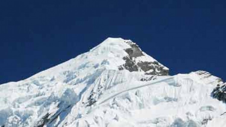 Chulu West Peak Climbing Photo